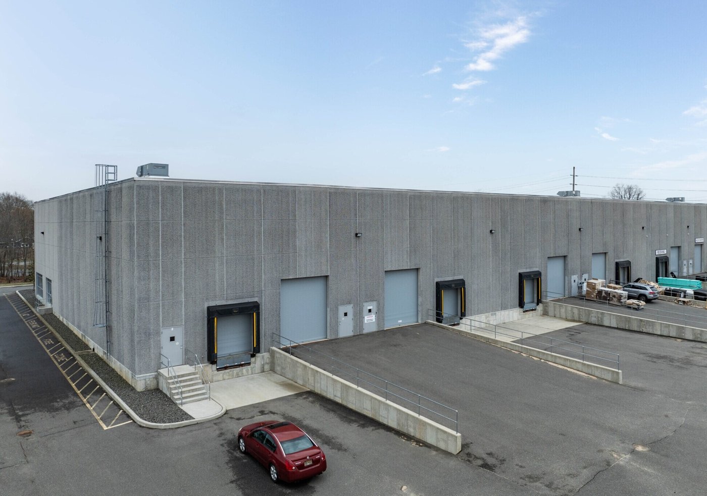 Multi-tenant small bay building with loading docks on Long Island